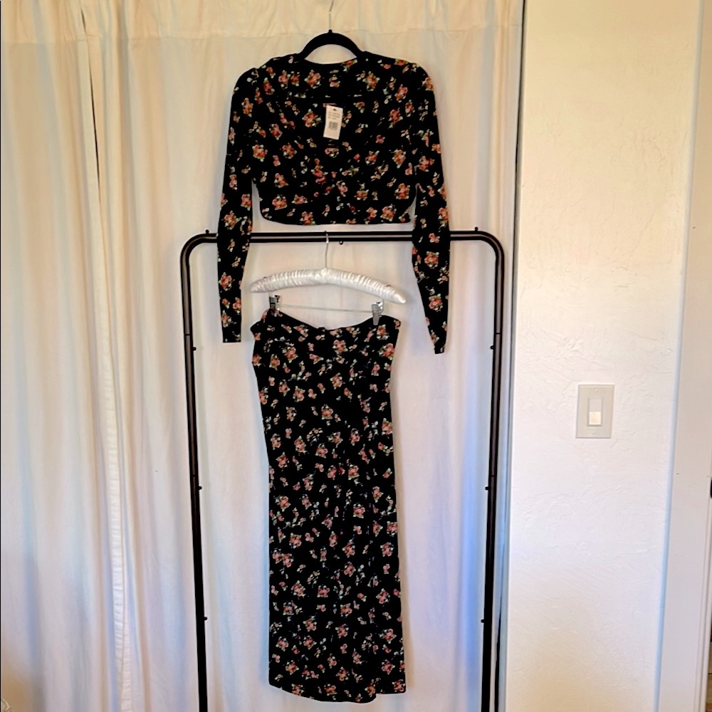 NWT AFRM Noir Rose Garden Two-Piece Set 🌹 AMAZING!